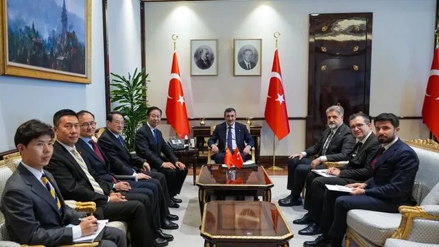 Yılmaz, Çin heyetini kabul etti