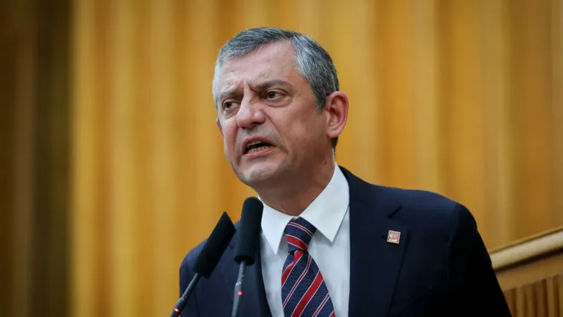 İBB’ye yönelik operasyonda CHP’li ilçe belediye başkanları gözaltında! CHP lideri Özel’den tepki